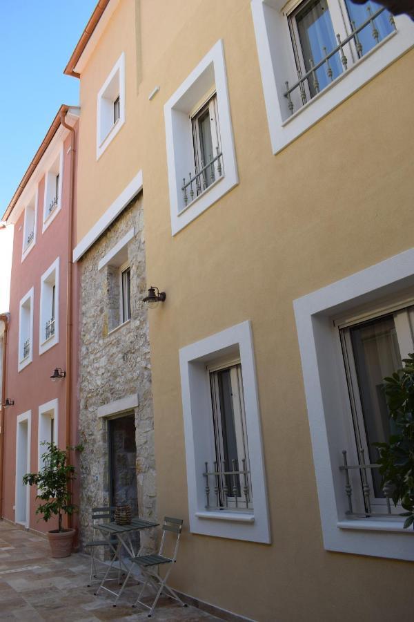 Limeria Studios & Maisonettes Parga Esterno foto